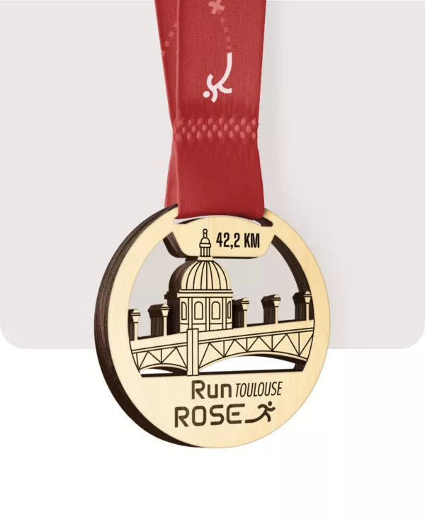 Médaille en bois sur mesure - Run Rose Toulouse – Image 4