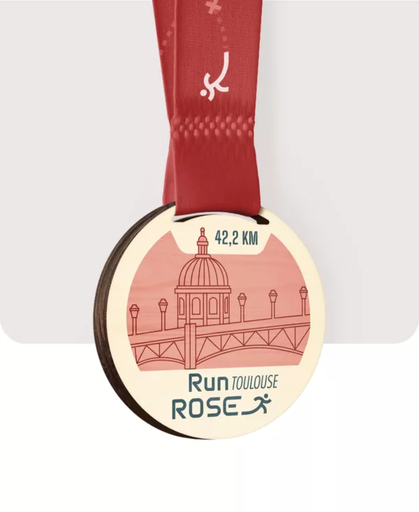Médaille en bois sur mesure - Run Rose Toulouse